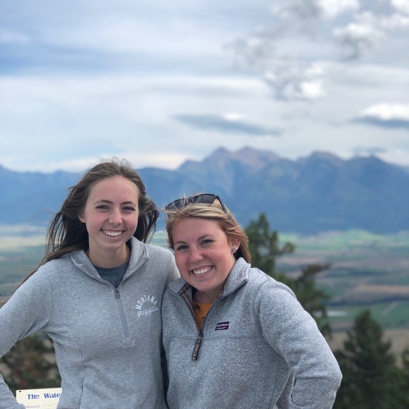 Meet your Posher, Aubree - Picture 4 of 5